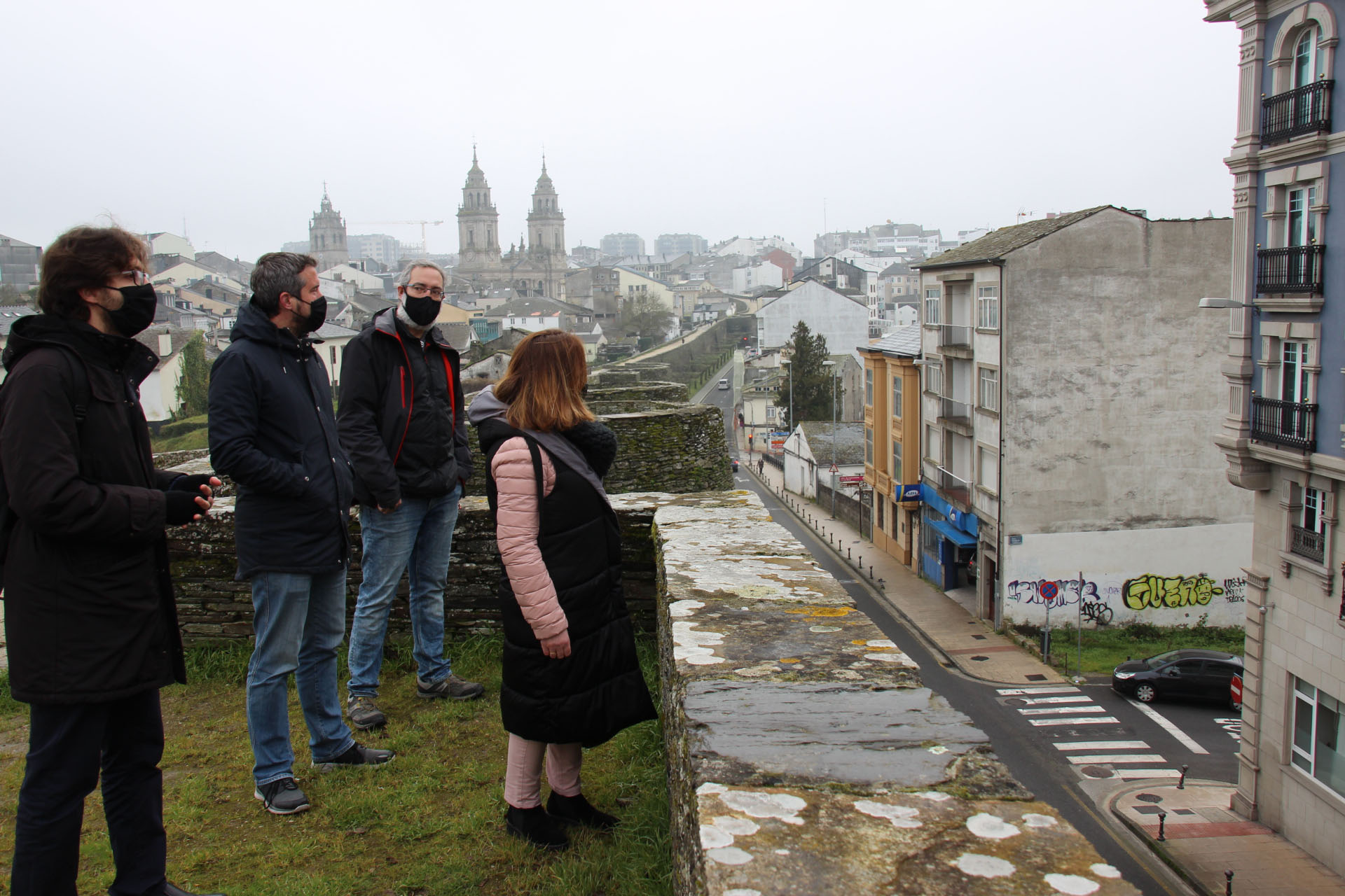 Iago Eireos realizará un mural na Ronda da Muralla